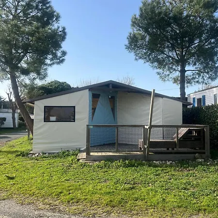 Le Pavillon Bleu Camping